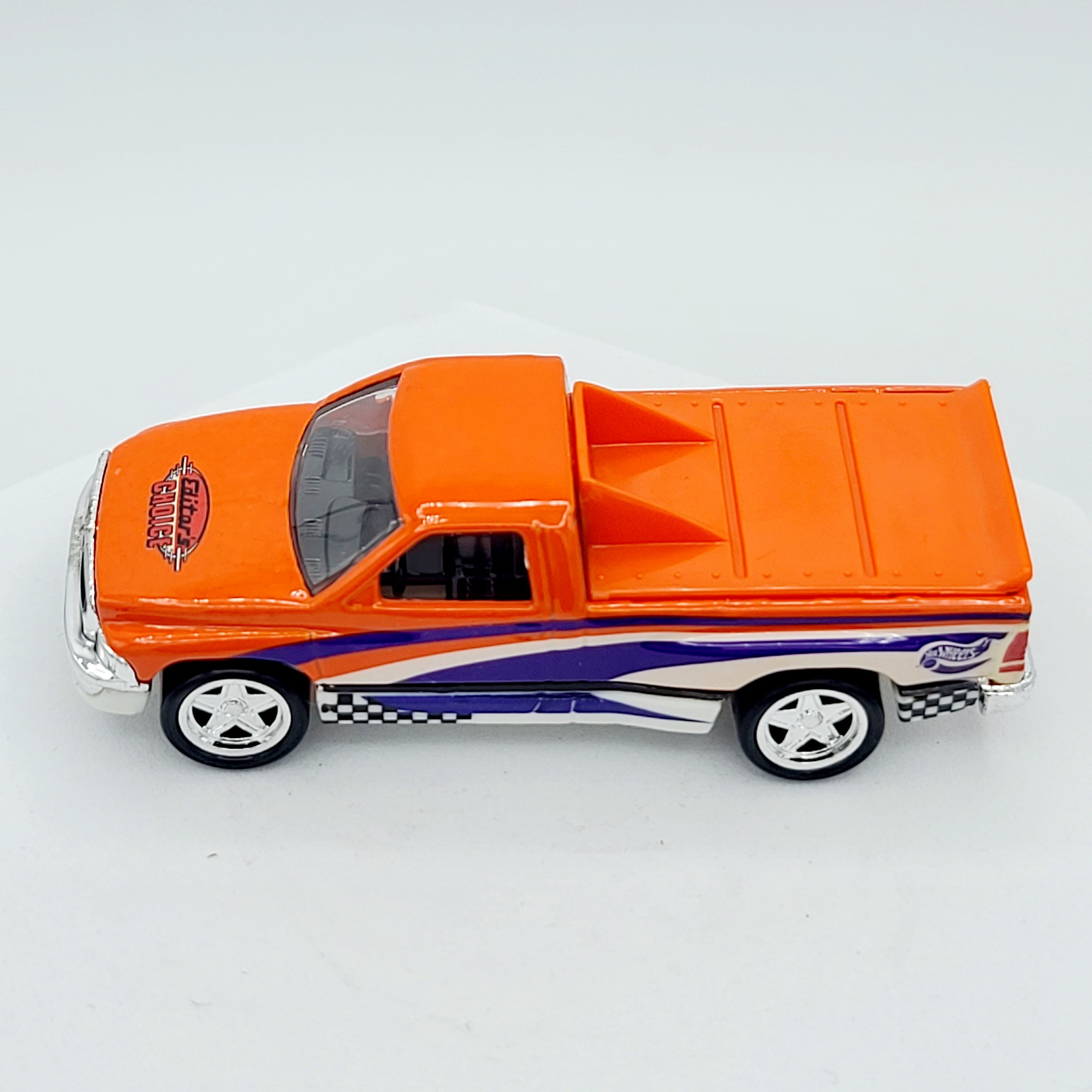 Hot Wheels Dodge Ram 1500 (2000 HW Editor's Choice)